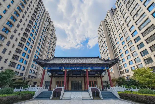 古北99时代笔触绘就上海清雅画卷！不朽情缘电子游戏上海古北99发布：(图32)